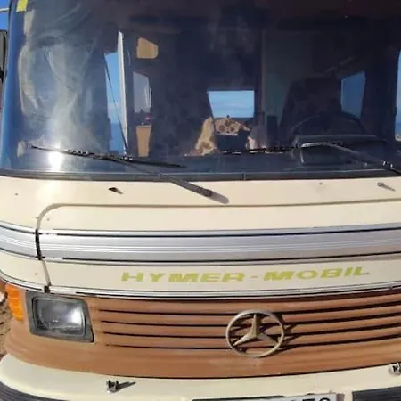 营地 With 3 Double Bed For Driving In Canary Islands